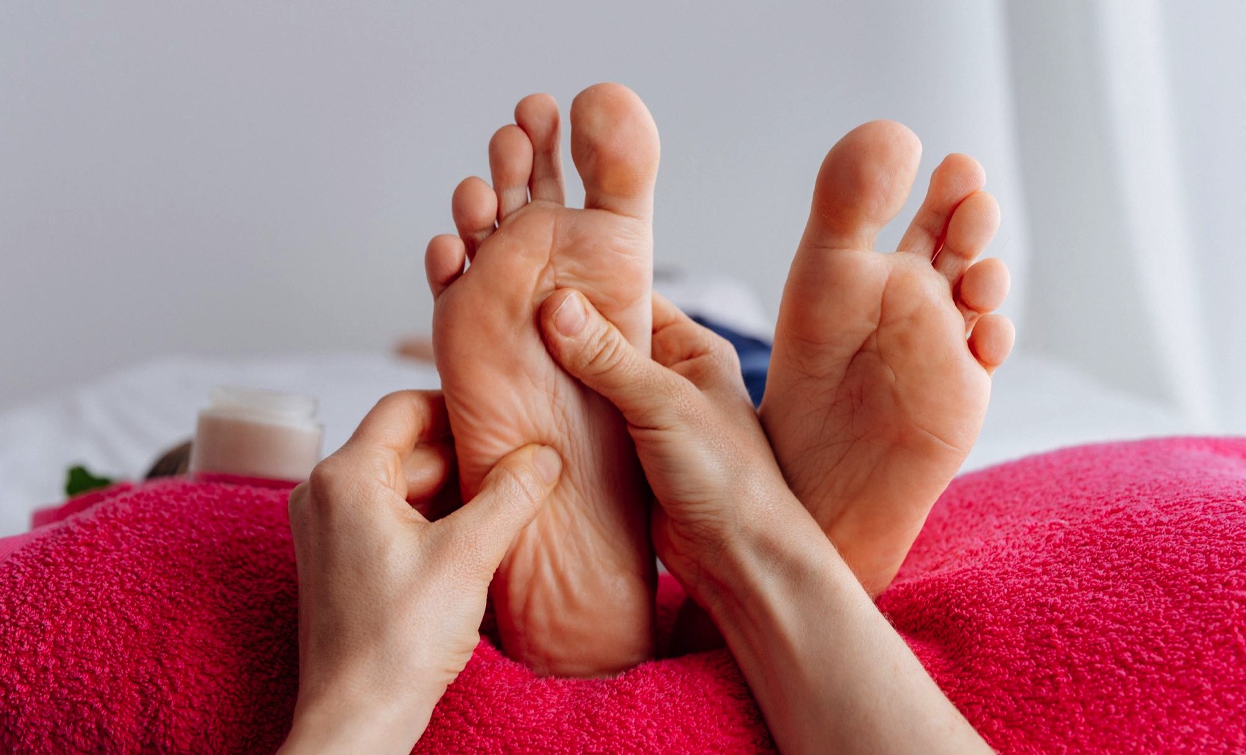 A reflexology foot massage can reduce anxienty and stress